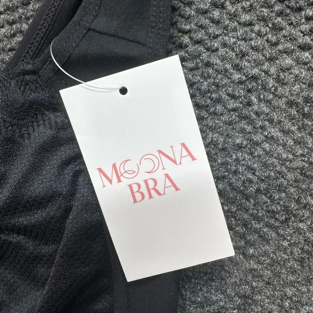 Black Lace Women's Bra - Picture 2 of 6